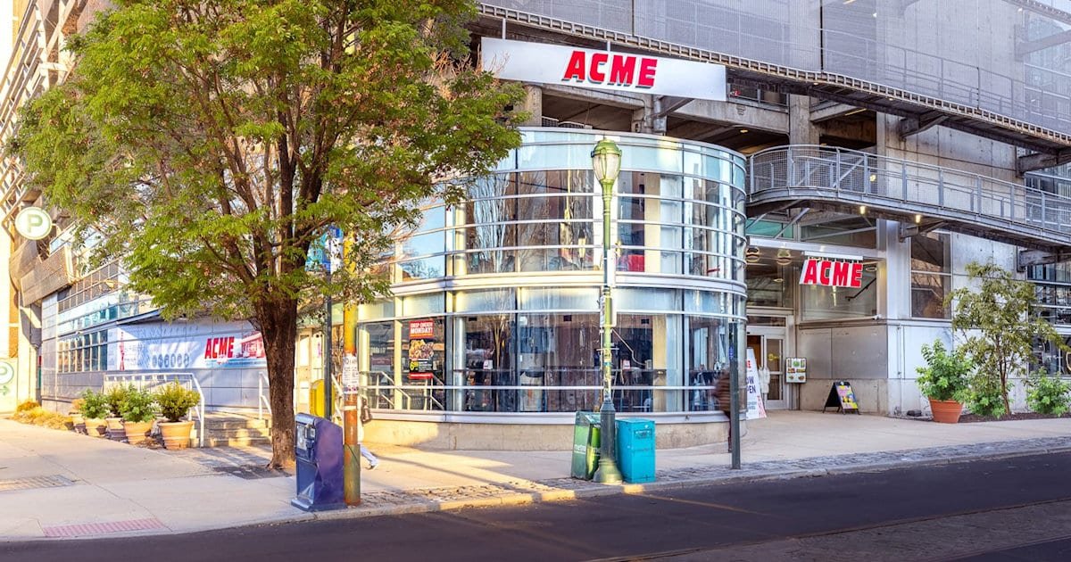 Certified KRS crews on site — décor, fixtures and signage installed to spec.